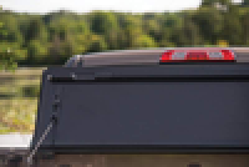 BAK 19-20 Dodge Ram (New Body Style w/o Ram Box) 5ft 7in Bed BAKFlip FiberMax - Striker Modified