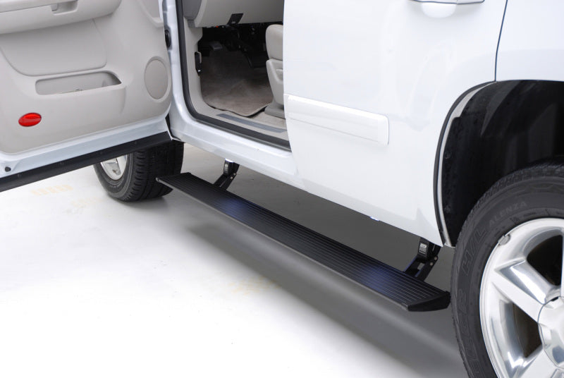 AMP Research 21-23 Chevrolet Suburban/Tahoe / 21-23 GMC Yukon (Incl. XL) PowerStep - Black - Striker Modified