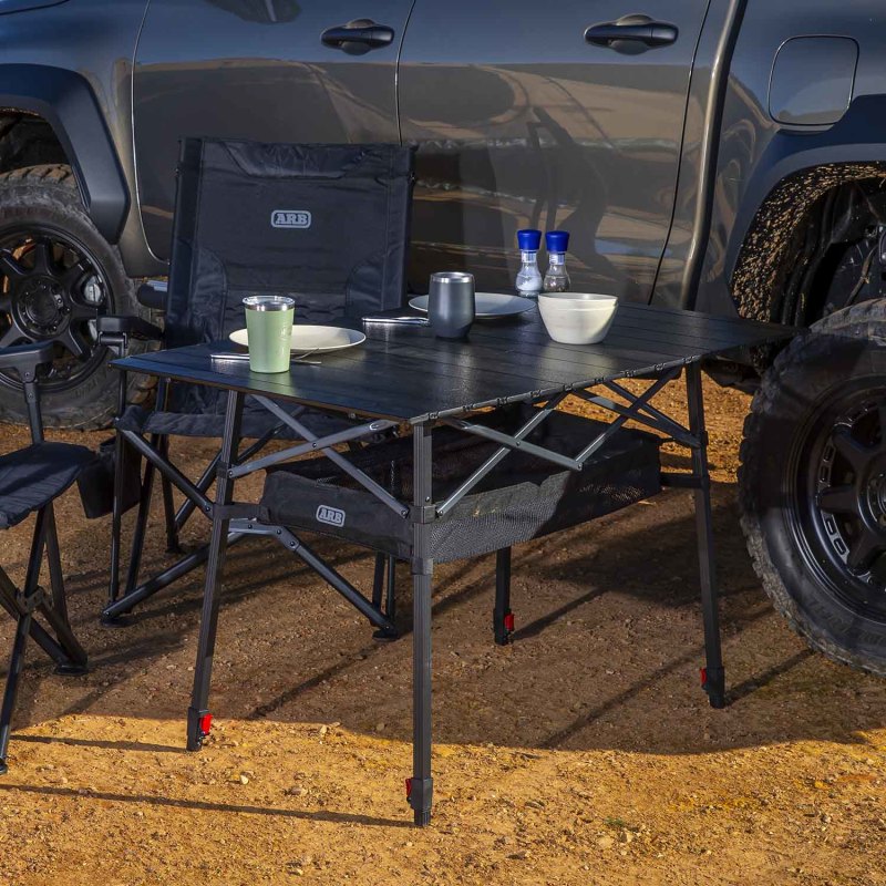 ARB Pinnacle Camp Table - Striker Modified