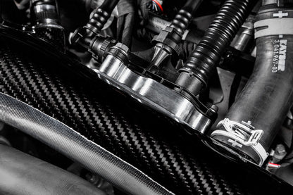 Eventuri Mercedes AMG A35 A250 Black Carbon Turbo Tube