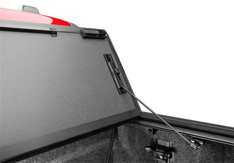 BAK 21-22 Ford F-150 (Incl. 2022 Lightning) BAKFlip MX4 5.7ft Bed Cover - Matte Finish - Striker Modified