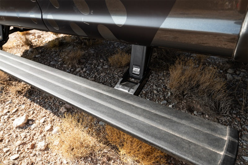 AMP Research 15-20 Chevy/GMC Silverado 2500-3500/Sierra 2500-3500/Crew & Double Cab PowerStep - Striker Modified