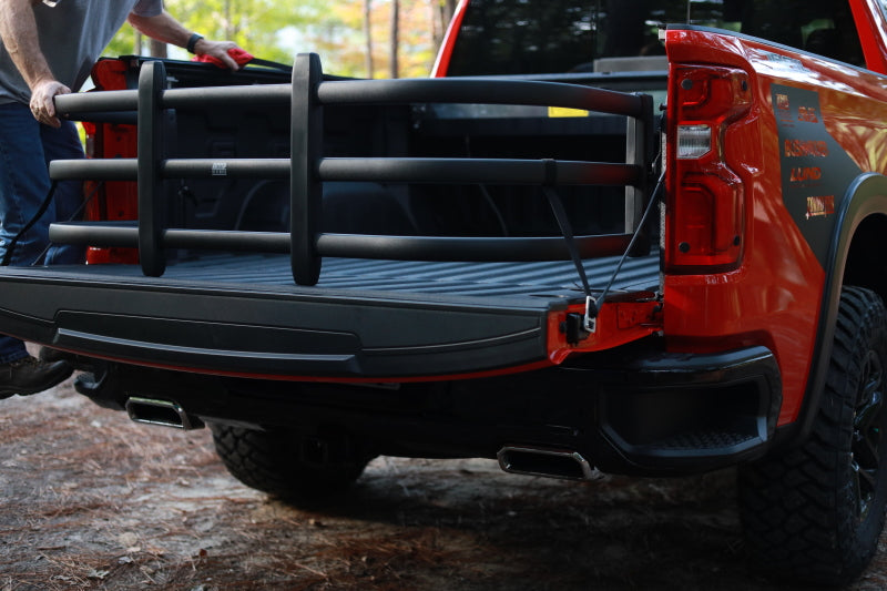 AMP Research 20-23 Chevrolet/GMC Silverado/Sierra 1500 (No Multipro Tailgt) Bedxtender HD Max - Blk - Striker Modified