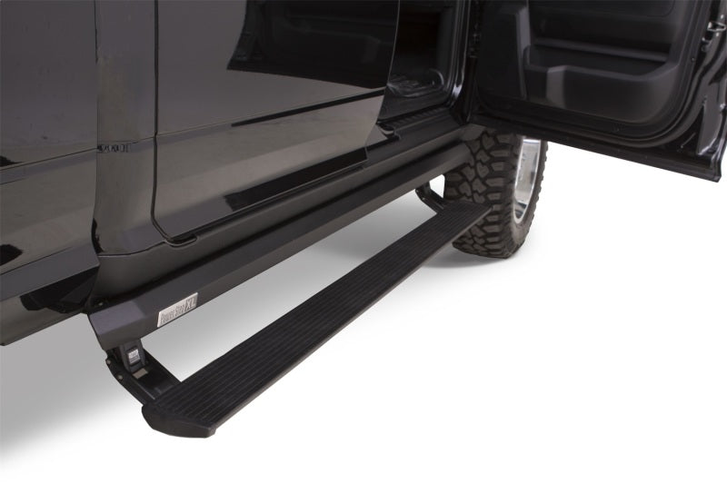 AMP Research 2018 Dodge Ram Crew Cab PowerStep XL - PNP - Striker Modified