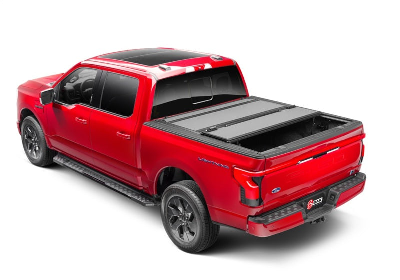 BAK 21-22 Ford F-150 (Incl. 2022 Lightning) BAKFlip MX4 5.7ft Bed Cover - Matte Finish - Striker Modified