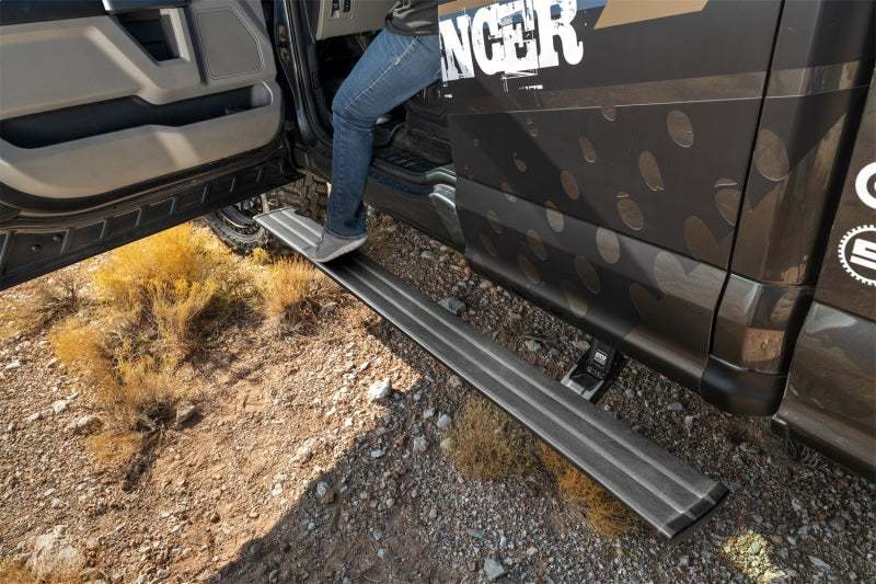 AMP Research 15-20 Chevy/GMC Silverado 2500-3500/Sierra 2500-3500/Crew & Double Cab PowerStep - Striker Modified