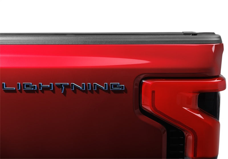 BAK 21-22 Ford F-150 (Incl. 2022 Lightning) BAKFlip MX4 5.7ft Bed Cover - Matte Finish - Striker Modified
