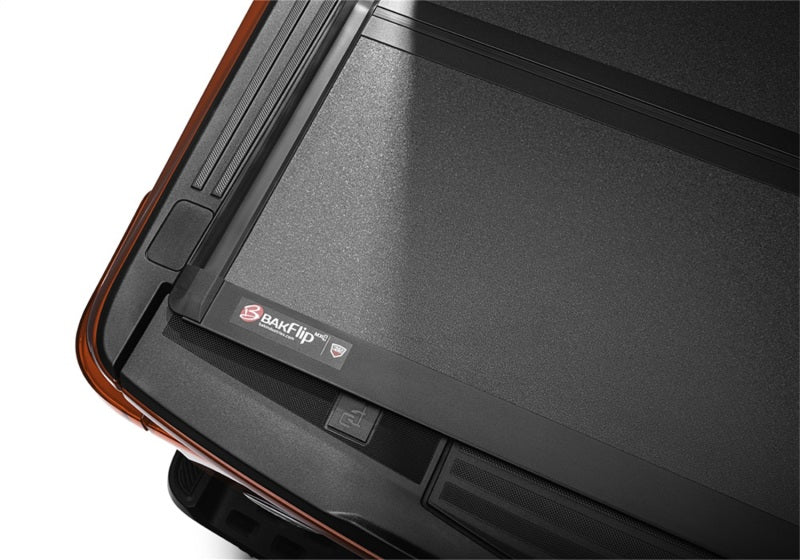 BAK 21-22 Ford F-150 (Incl. 2022 Lightning) BAKFlip MX4 5.7ft Bed Cover - Matte Finish - Striker Modified