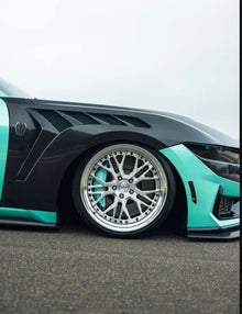 s650 GT4-R GTD Dry Carbon Fiber Fenders