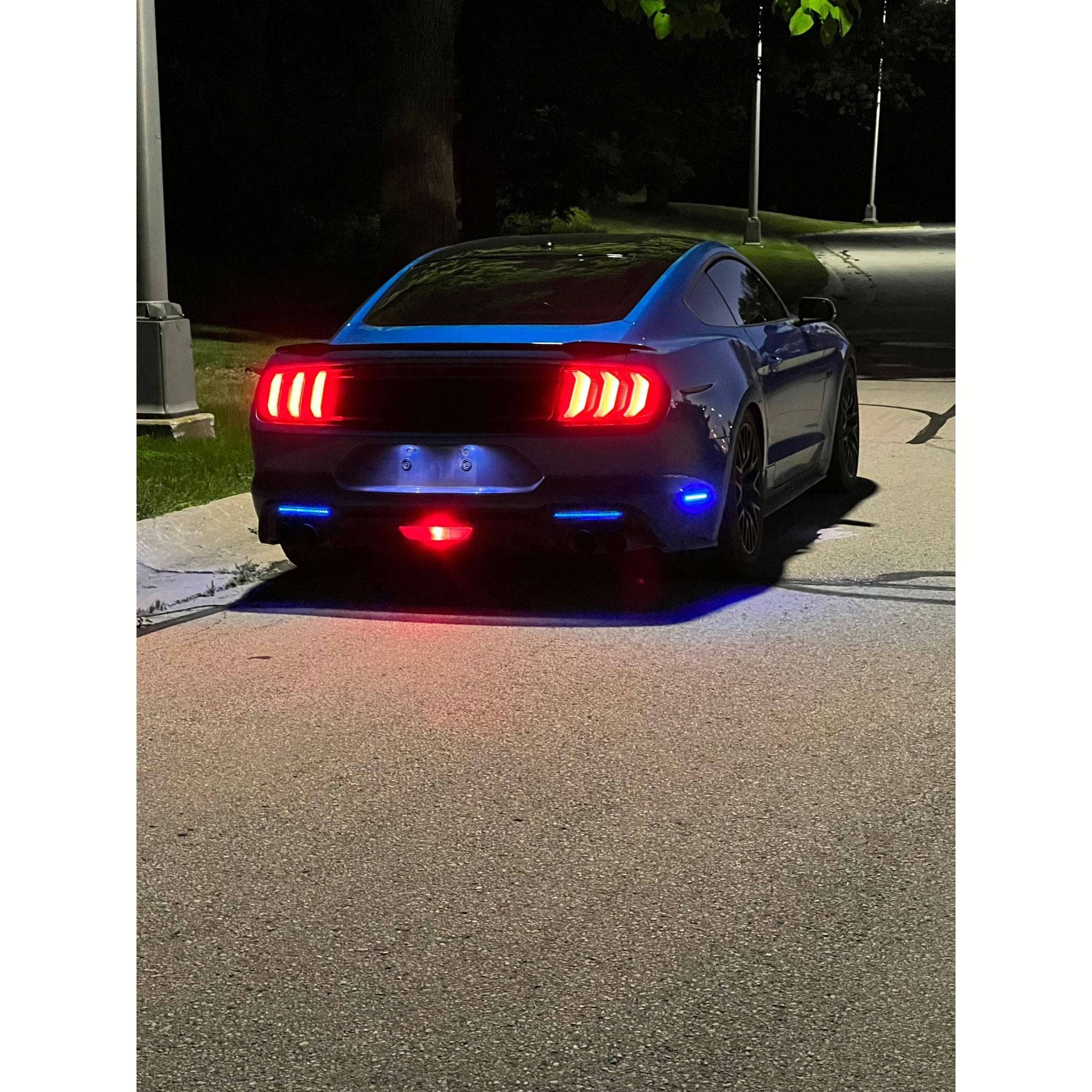 2018+ RGB Rear Reflectors - Striker Modified