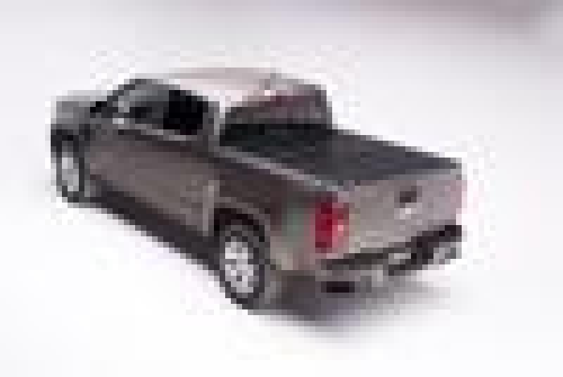 BAK 2020 Jeep Gladiator 5ft Bed BAKFlip G2 - Striker Modified