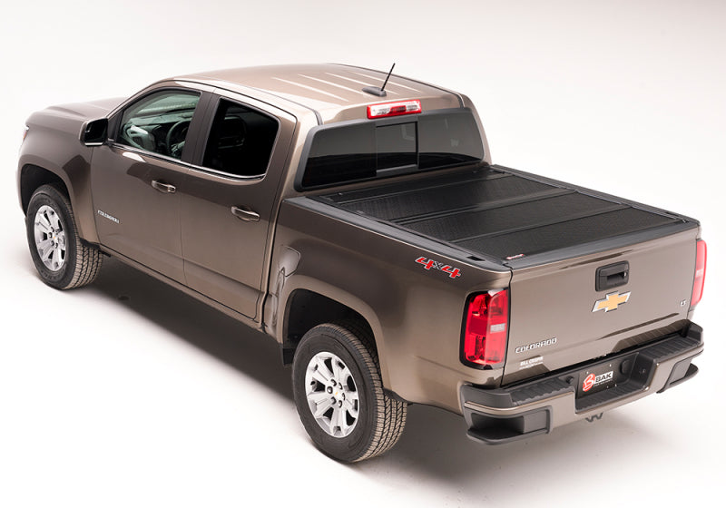 BAK 2023+ Chevy Colorado Crew Cab 5ft 2in Bed BAKFlip F1 - Striker Modified