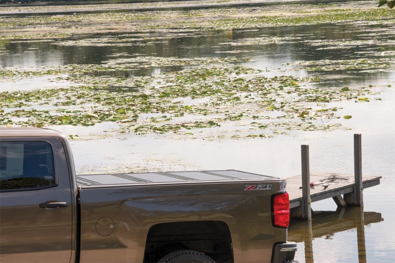 BAK 19-20 Chevy Silverado 5ft 8in Bed (New Body Style) BAKFlip FiberMax - Striker Modified